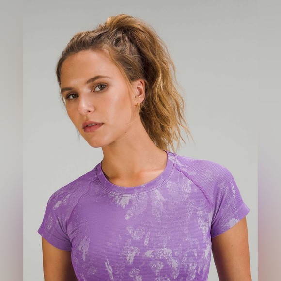 NWOT Lululemon Purple Swiftly Tech Short Sleeve Sport Shirt 2.0 Size 8 - Picture 5 of 8